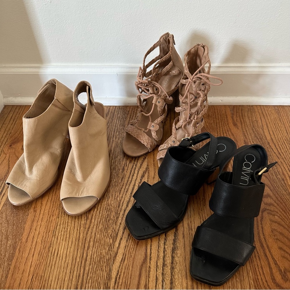 Bundle of 3 pairs of Black and Tan Women's Sandals
